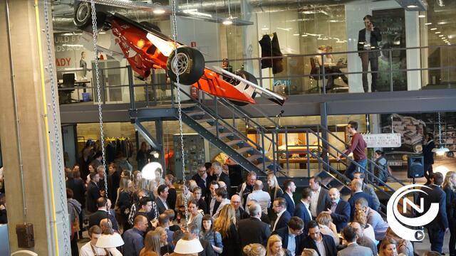 Frame21 bedrijvencentrum opent 'pitstop The Garage' voor ondernemers 
