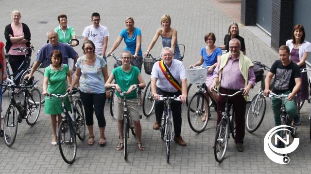 Burgemeester en gemeentepersoneel Grobbendonk op de fiets voor beter klimaat