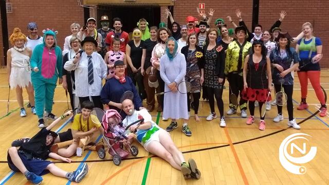 Herentalse Badmintonclub viert kleurrijke carnaval in 'De Vossenberg'
