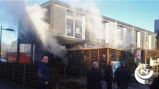 Brand vernielt Kerstkeet in Noorderwijk : 'Drama voor Gemeenschapsraad' - foto's