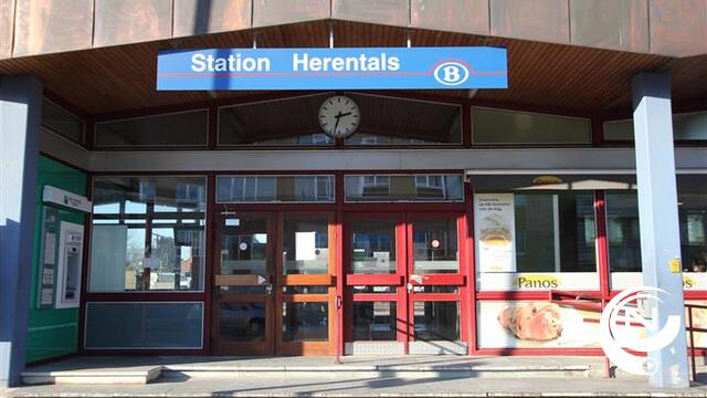 Agressieve treinreiziger in station Herentals slaat medewerker NMBS ziekenhuis in 