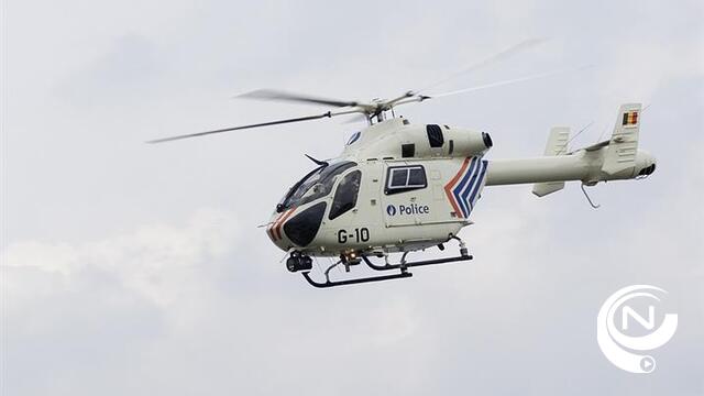 Politie zoekt met helicopter naar bij controle gevlucht voertuig, 5 verdachten opgepakt - update