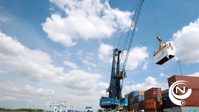 Umicore huldigt nieuw transportproject voor containers in : 5.000 containers minder over de weg 