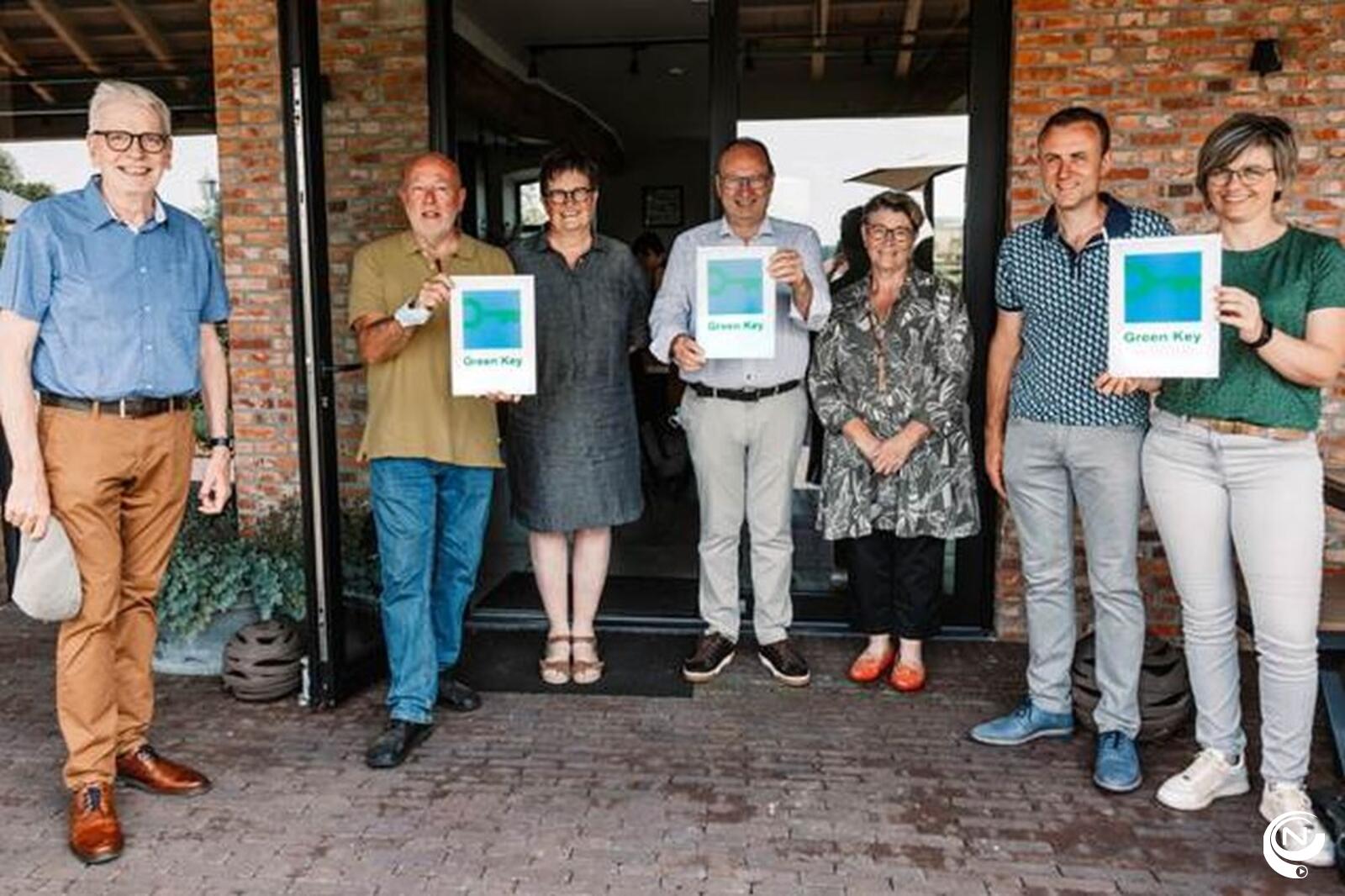 Eerste Kleinschalige Logies - Driehoekshoeve, Veado En Art. 14 ...