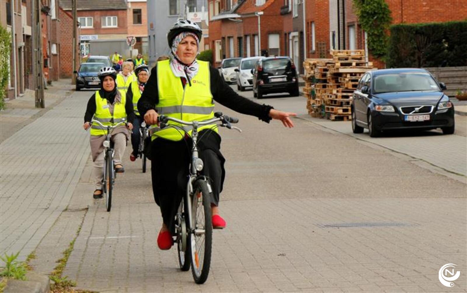 12 Dames Slagen Met Onderscheiding Voor Fietsexamen | NNieuws