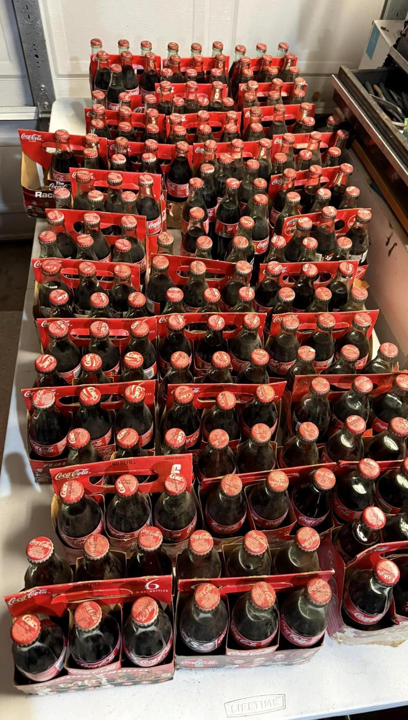 Cola - foto rr fb us