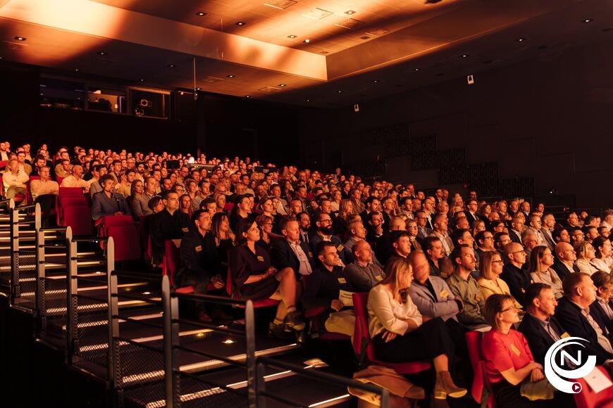 Voka Mechelen-Kempen wilde er met de 'Voka Prijs Ondernemen' echt een 'Feest van het Ondernemerschap' van maken. Op de 39e editie van het event bekroont Voka het beste wat de ondernemersregio te bieden heeft. Zo'n 400 ondernemers hebben het event live bijgewoond, in CC De Werft in Geel.