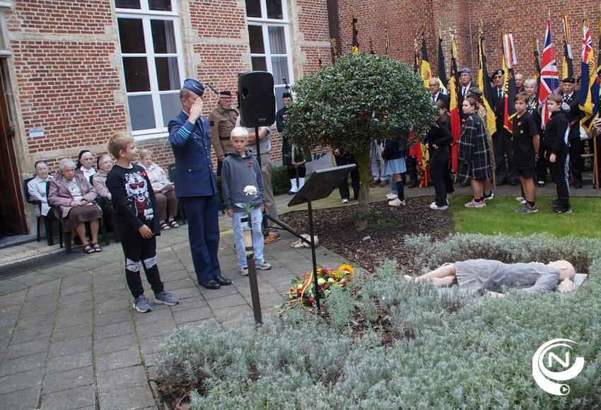 Besloten Hof Herdenking 80 jaar Bevrijding - foto Ludo Torfs