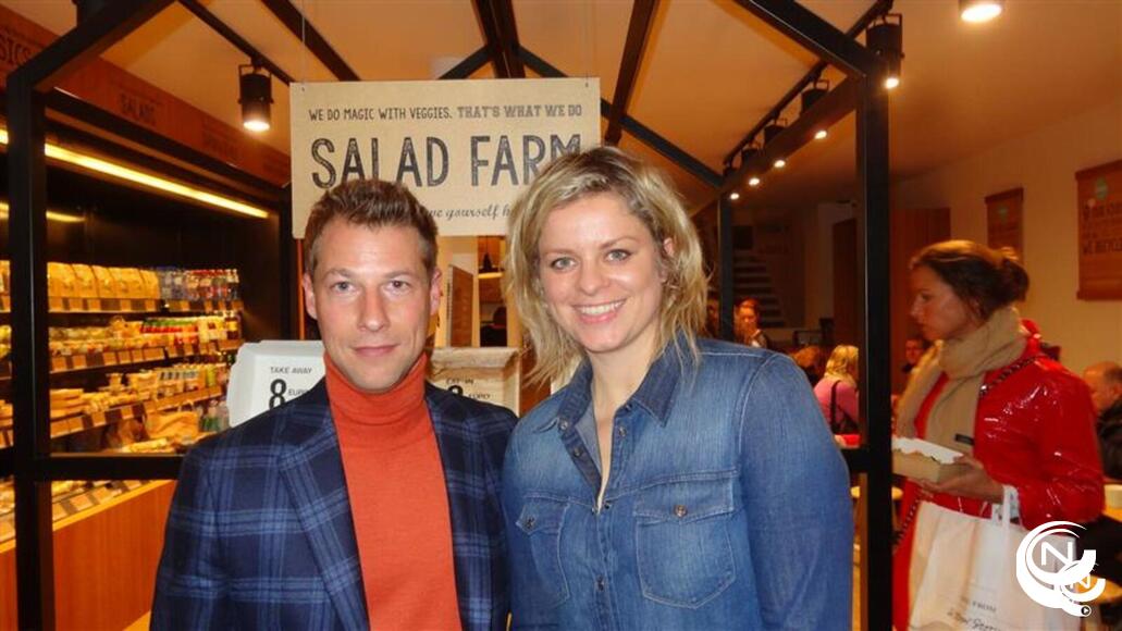 Kim Clijsters op NNieuws : 'We zijn met ons gezin en familie verlekkerd op de Foodmaker-producten en ik ben daarom maar al te graag ambassadeur van het merk. Foodmaker-maaltijden bewijzen iedere dag weer hun healthy én tasty aspect dat ook gesmaakt wordt door zowel gedreven sportmensen als rasechte foodies. Ik heb trouwens bijzonder veel respect voor Lieven Vanlommel en z'n tof team die supervers in hun hart dragen'.
