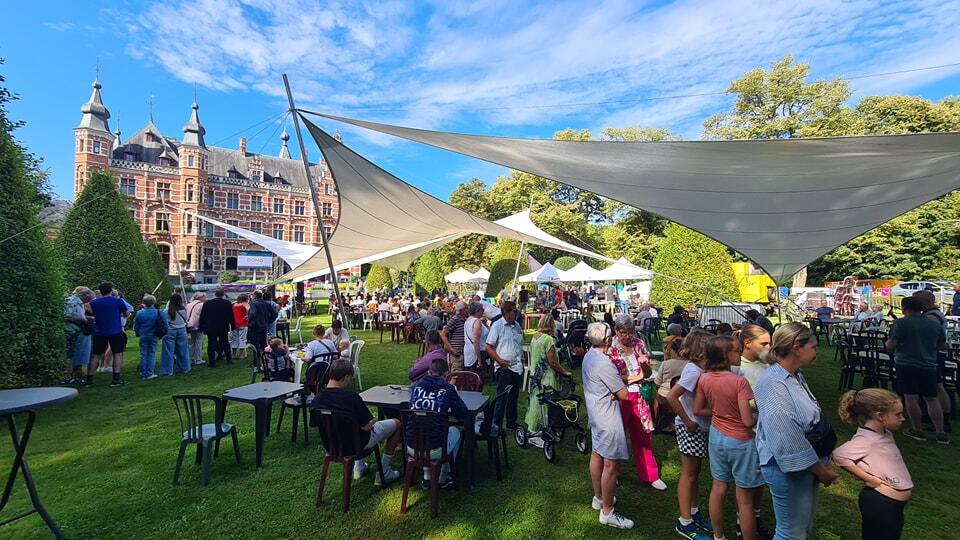 Gemeentehuis kasteel Westerlo : idyllische startplaats GP Rik Van Looy