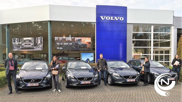 Volvo Van Houdt Kempen levert vier nieuwe Volvo V40 aan VDV Consultants