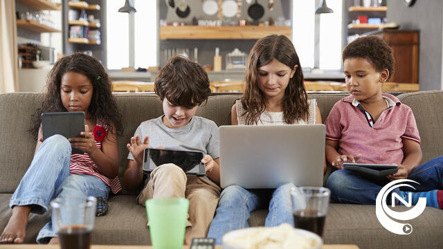 Kinderen vinden telefoons en tablets belangrijker dan vakanties, speelgoed en huisdieren