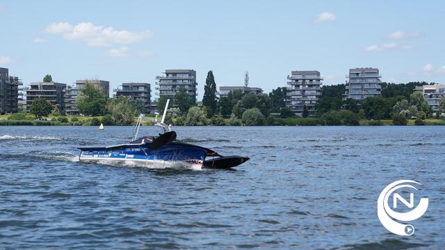 Zelfvarende zonneboot UA zet koers richting Monaco