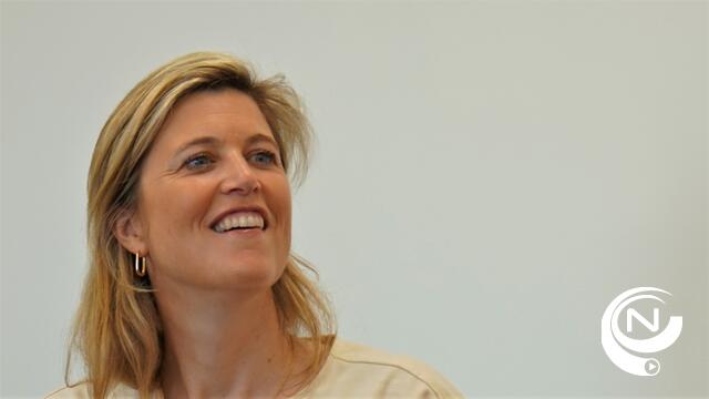 Nieuwe regeringsploeg : Annelies Verlinden (cd&v) minister voor Justitie