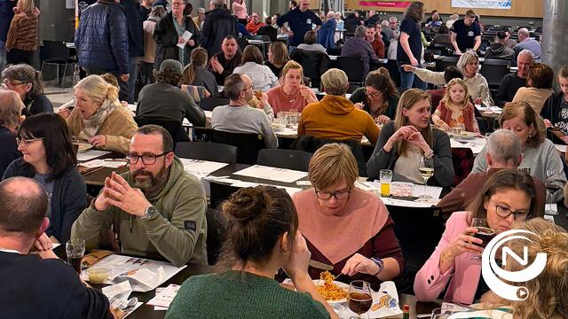 Fire Crew Hertals : 'Heb jij al een huisdiersticker aan je deur?'