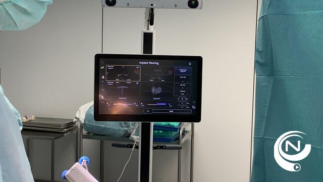 H. Hartziekenhuis Mol investeert in de toekomst met hoogtechnologische knierobot