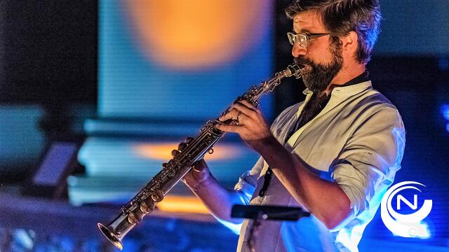 Saxofonist Robin Verheyen speelt solo in kerk van Hallaar in het kader van Open Kerken Dag : aanrader 4/6