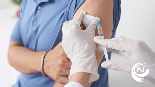  Hoge Gezondheidsraad (HGR) : vaccinatie tegen COVID-19 belangrijk 