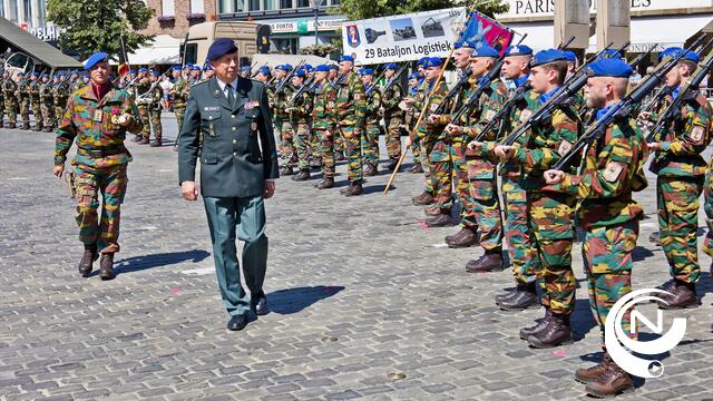 Bevelsoverdracht 29 Bataljon Logistiek op 8/10 @Grote Markt Herentals