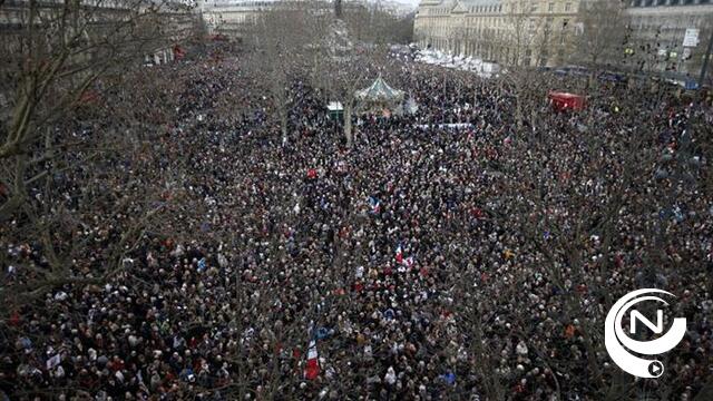 Massale opkomst bij anti-terreurmars in Frankrijk : 2,5 miljoen mensen, historisch 