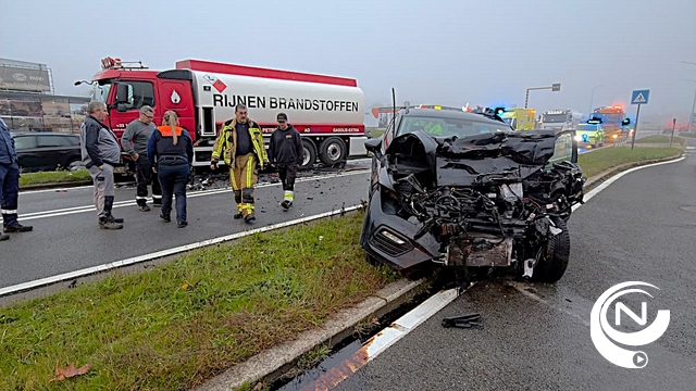 Zwaargewonde bij frontale botsing met tankwagen op Aarschotseweg Herentals - extra foto's