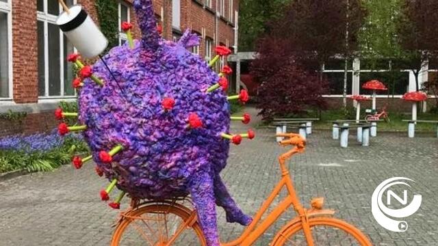 Opvallend project 'In de Ban(d) van de Fiets' van kunstenares Agnes Janssens: fietskunst op 65 locaties  - extra beelden
