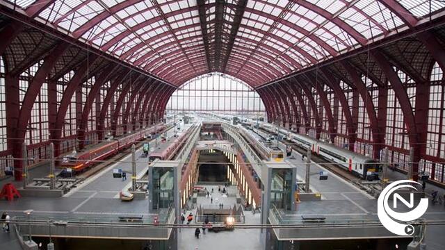 NMBS : Antwerpen-Centraal ontruimd na bommelding, station Berchem verzadigd : update : alarm opgeheven