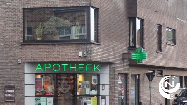 Gemaskerde mannen plegen gewapende overval op apotheek Van Daele in Molenstraat