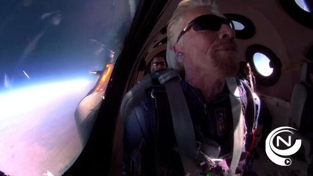 Miljardair Richard Branson bereikt de ruimte aan boord van succesvolle testvlucht van Virgin Galactic - live vid