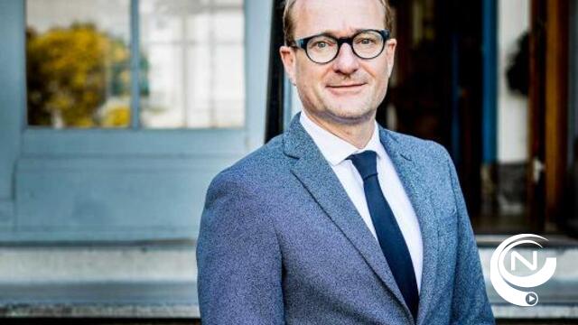 Vlaams minister Ben Weyts (N-VA) blijft wegzakken : héél gepikeerd na vragen over dronkenschap in Vlaams Parlement