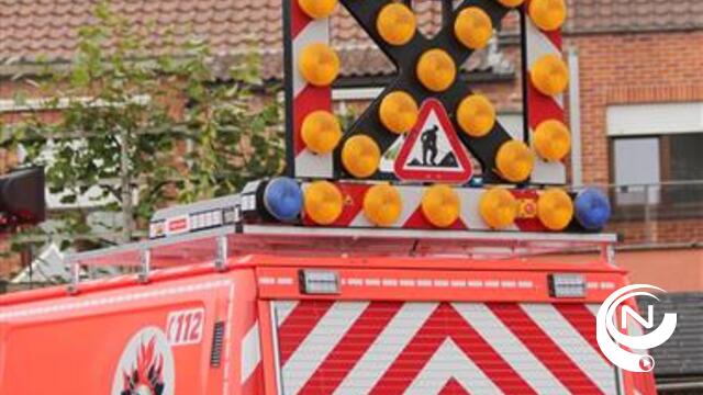 Auto's knallen tegen elkaar op Lichtaartseweg Herentals : 1 zwaargewonde