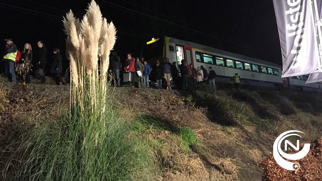 Brandweer evacueert 60 treinreizigers aan Wolfstee in Herentals 
