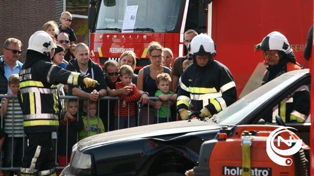 Brandweer Herentals : veel volk op zonovergoten opendeur