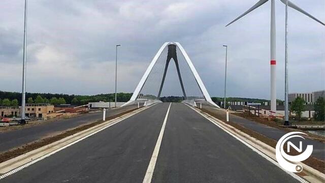 Nieuwe brug over Albertkanaal Laakdal gaat vanavond open voor verkeer