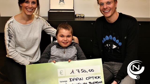 Daan Optiek schenkt €1.750 aan Sander's project
