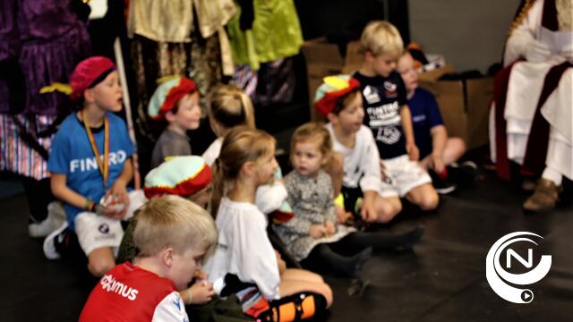 HC Artemis met schitterende Indoor Sinterklaas Bedrijvencup