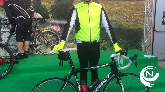16 000 wielerfans en Lieven Verheyen rijden hun Ronde van Vlaanderen 