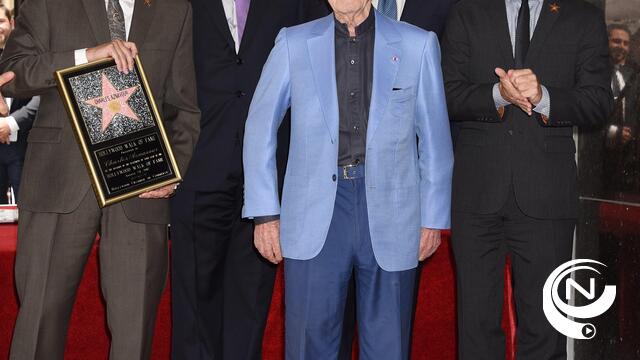 Charles Aznavour onthult ster in Hollywood