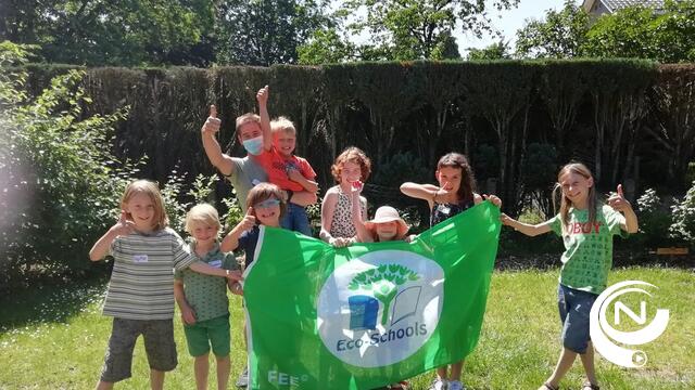 Groene Vlag van Eco-Schools voor 4 Antwerpse scholen o.a. De Vlindertuin uit Lille