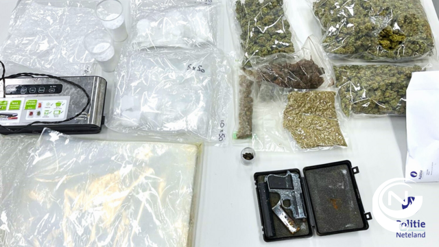 Politie Neteland onderschept drugs : 910 gr cocaïne, 862 gr cannabis, cash geld en vuurwapen tijdens controleactie - 3 arrestaties