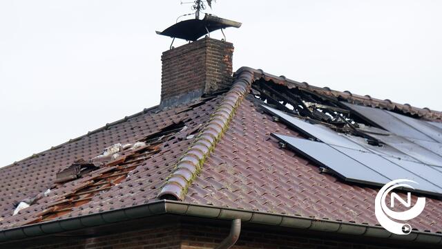 Huis onbewoonbaar na dakbrand in Zeven Zillen Noorderwijk