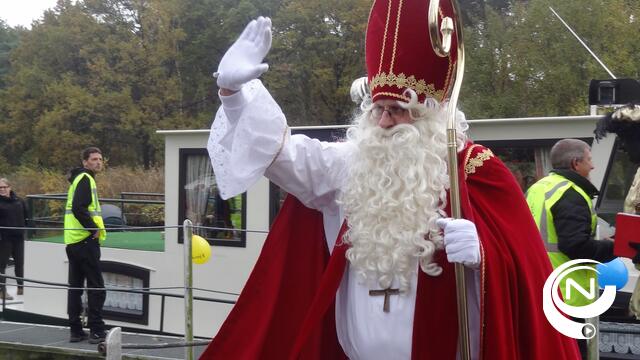 Honderden brave kinderen beleven aankomst Sinterklaas in Herentals (2) - HD-video