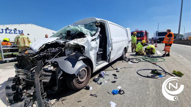 E313 : zwaargewonde na zoveelste ongeval in file, 8km file richting Antwerpen