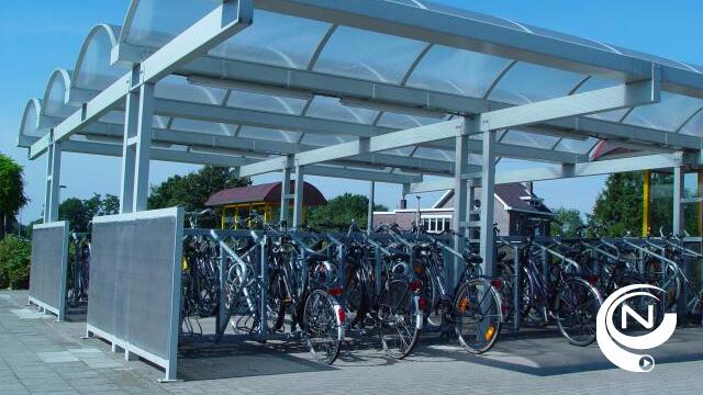 Meer parkeerplaatsen voor fietsers en auto's aan station Olen