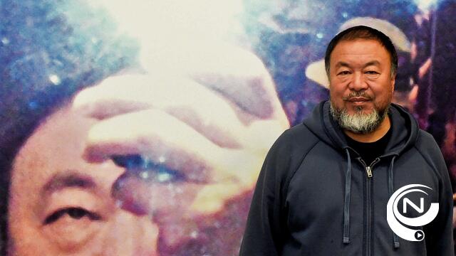  Ai Weiwei opent expo rond eigen fotografiewerk in FOMU