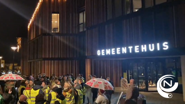 Onderwijsdossier Lille : gemeenteraad keurt goed,  politie zet publiek buiten tijdens gemeenteraad