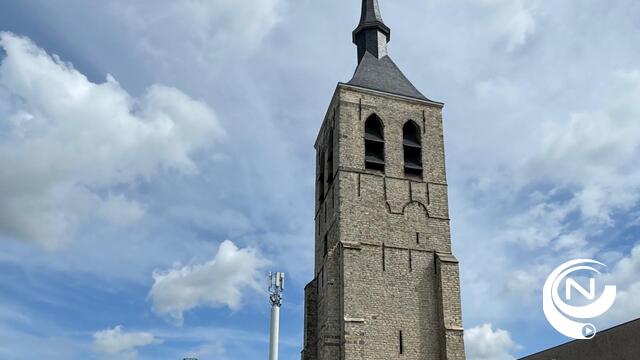 Gerestaureerde kerktoren vroegere Wilmarsdonk en bijbehorend kunstwerk ingehuldigd