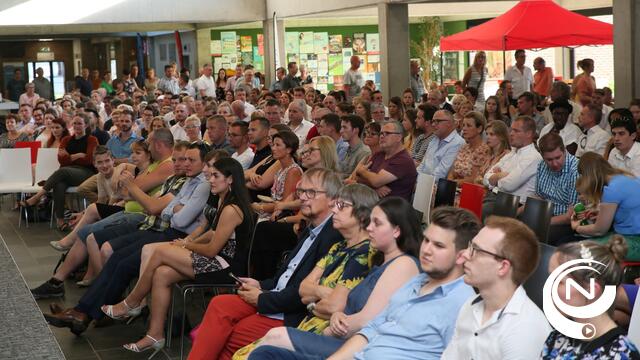 CVO HIK : 450 cursisten Campus Geel behalen eindcertificaat 