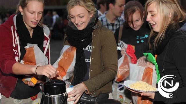 800 jongeren voor gratis ontbijt tijdens ‘Dag van de Jeugdbeweging’