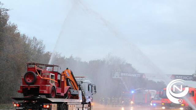 ‘Operatie Backdraft’ geslaagd : immense colonne historische brandweerwagens richting Ravels brandweermuseum - extra beelden